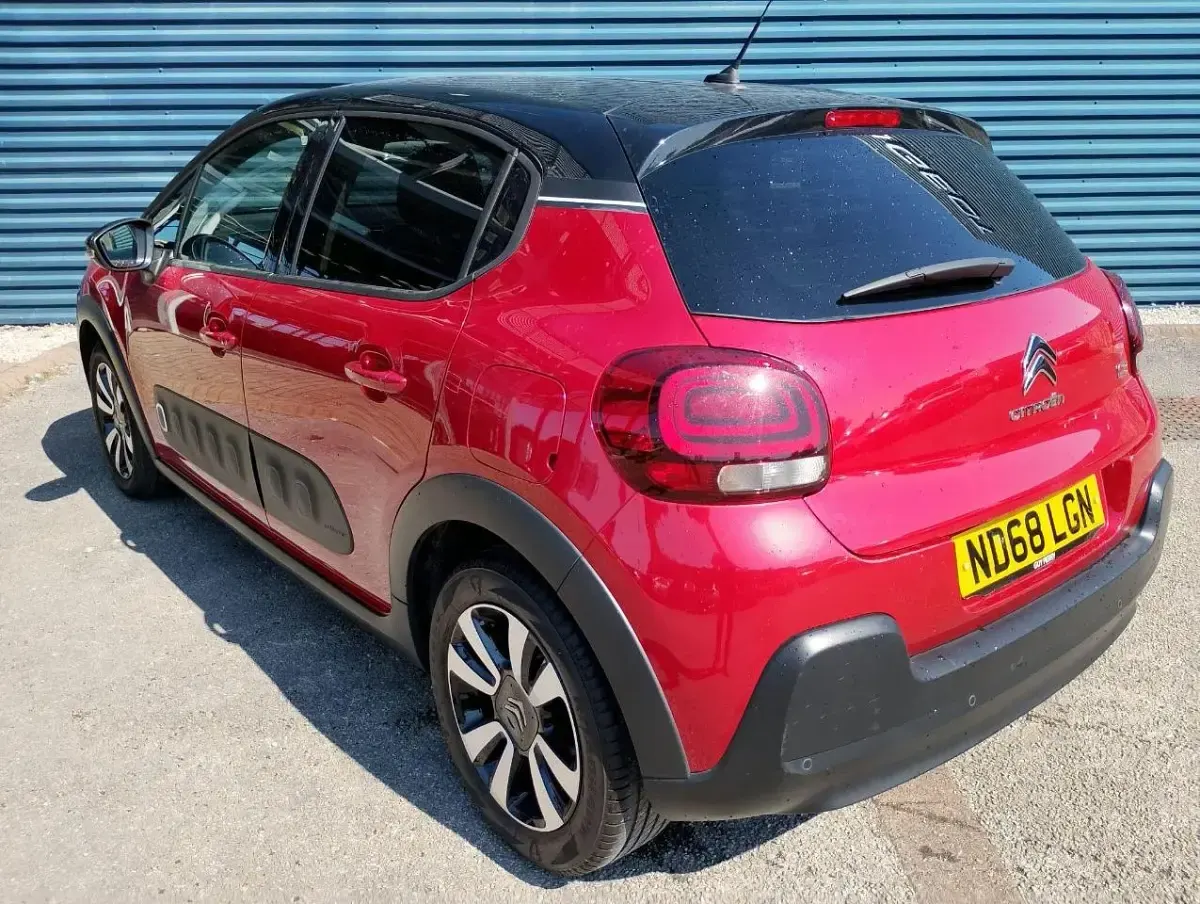 Used Citroën C3 Flair 108 HP (79 kW) 2018 Red Hatchback