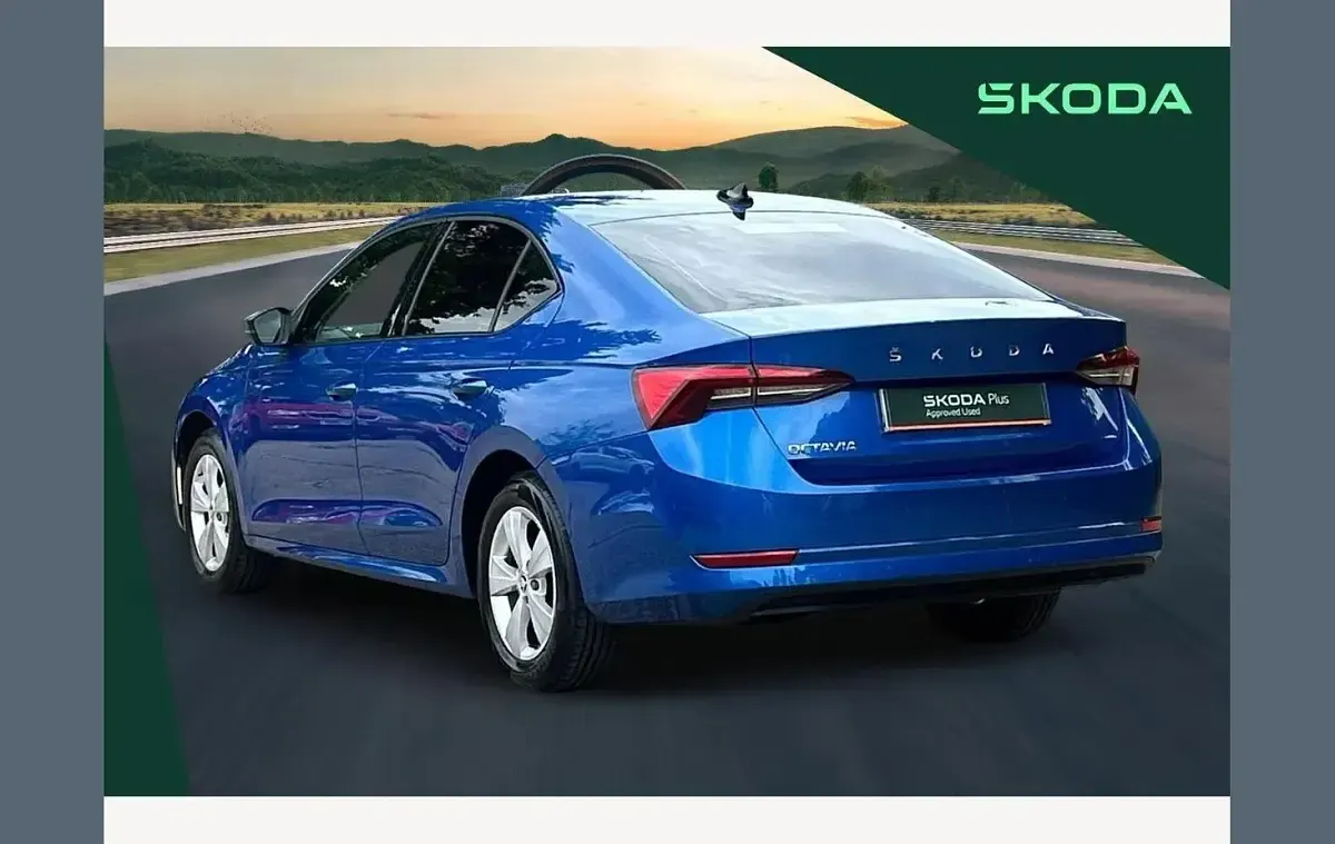 Used Skoda Octavia SE First Edition 110 HP (80 kW) 2020 Blue Hatchback