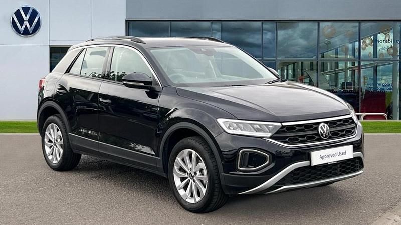Black Used 2024 VW T-Roc Life SUV | £25,723 (A bit pricey) - Image 1/4