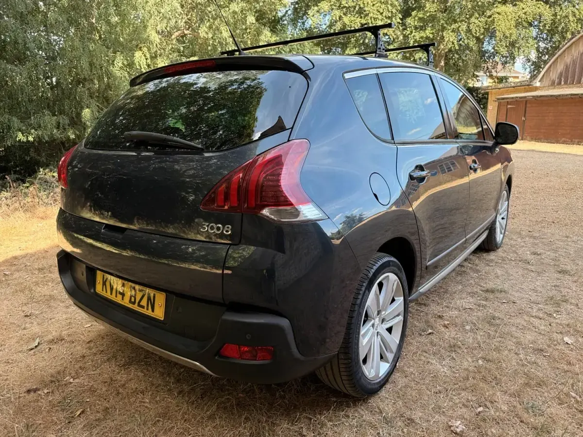 Used Peugeot 3008 Allure 115 HP (84 kW) 2014 Blue Estate