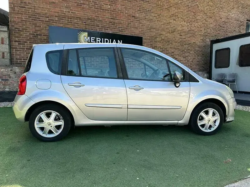 Used Renault Modus Dynamique 112 HP (82 kW) 2008 Silver MPV