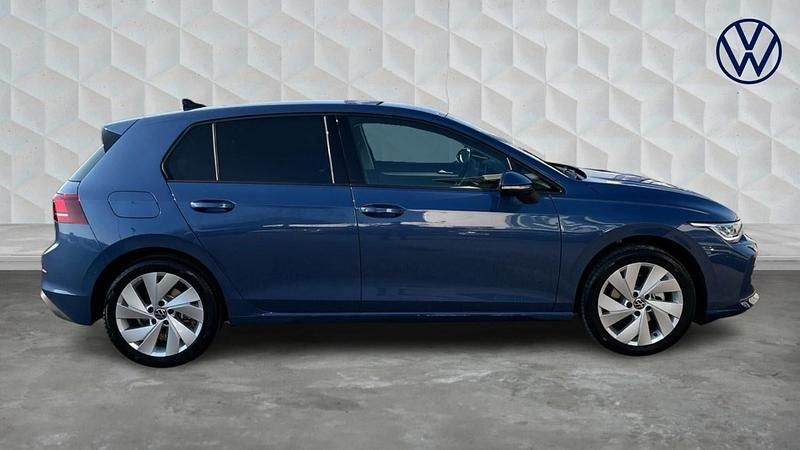 Second-hand VW Golf VIII Match 2026 Albastru Hatchback