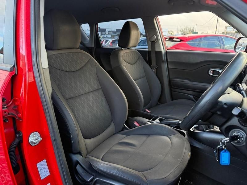 Used Kia Soul Start 130 HP (95 kW) 2014 Red SUV