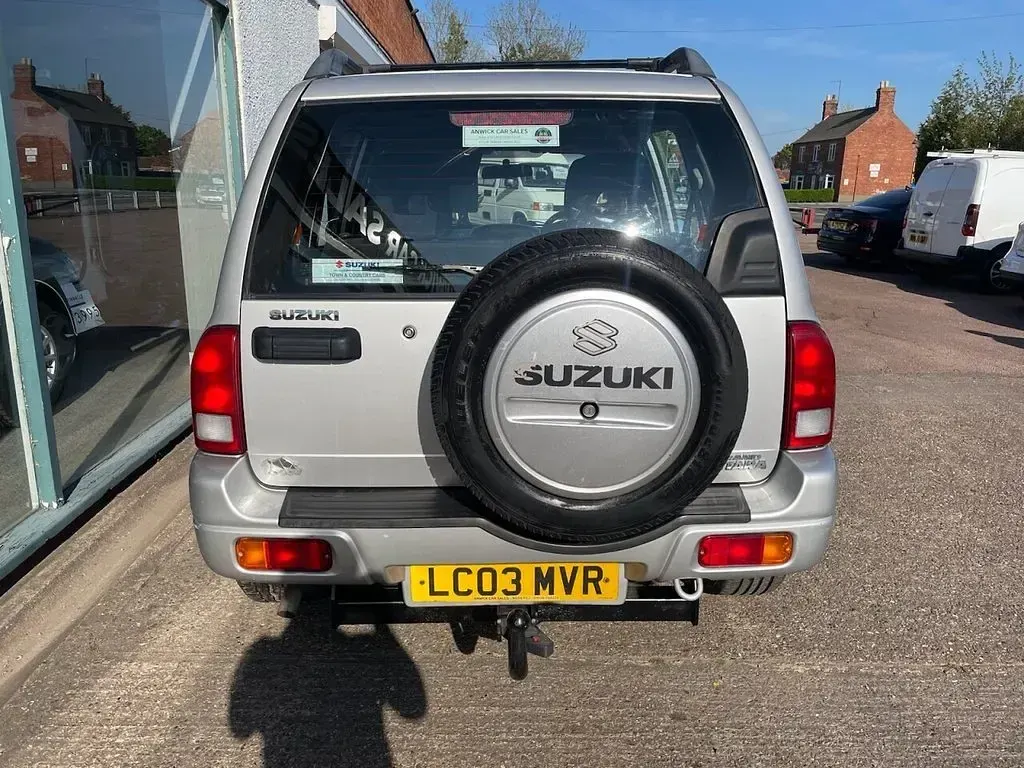 Used Suzuki Grand Vitara 126 HP (92 kW) 2003 Silver Estate