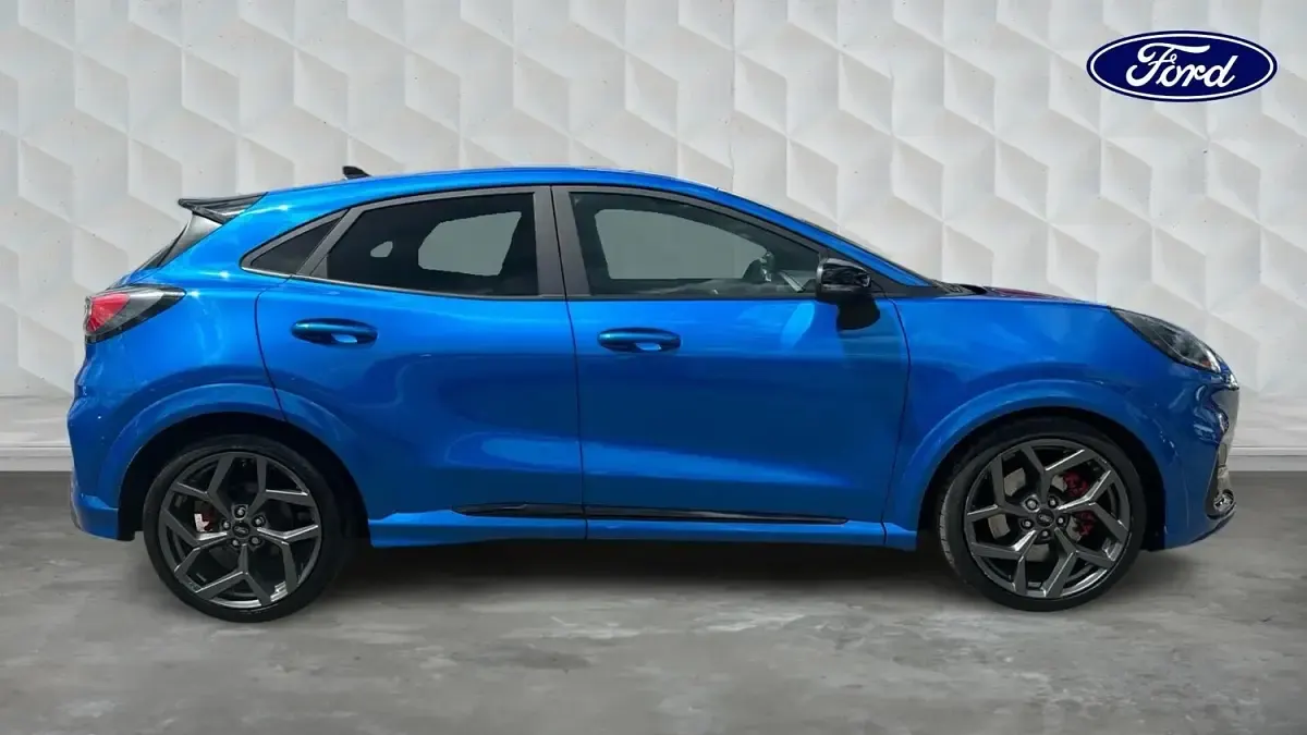 Used Ford Puma ST 168 HP (123 kW) 2023 Blue SUV