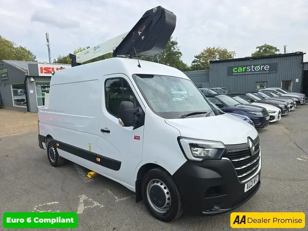 Used Renault Master 2021 White Van