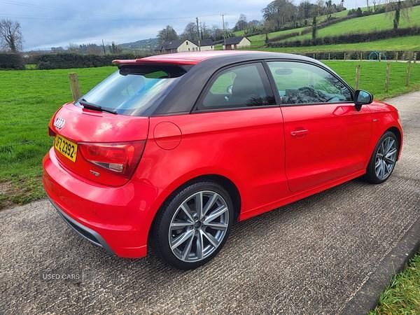 Used Audi A1 S-Line 122 HP (89 kW) 2014 Red Hatchback