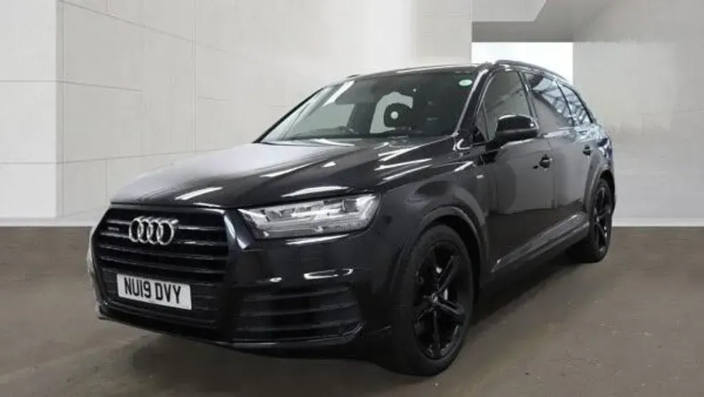 Used Audi Q7 Black Edition 286 HP (210 kW) 2019 Black SUV