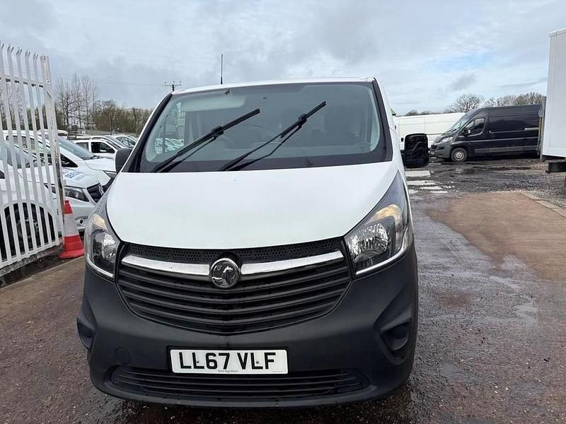 Used Vauxhall Vivaro 95 HP (69 kW) 2017 White