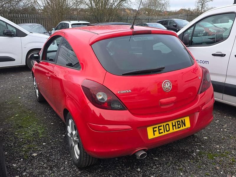 Second-hand Vauxhall Corsa 79 CP (58 kW) 2010 Roșu Hatchback