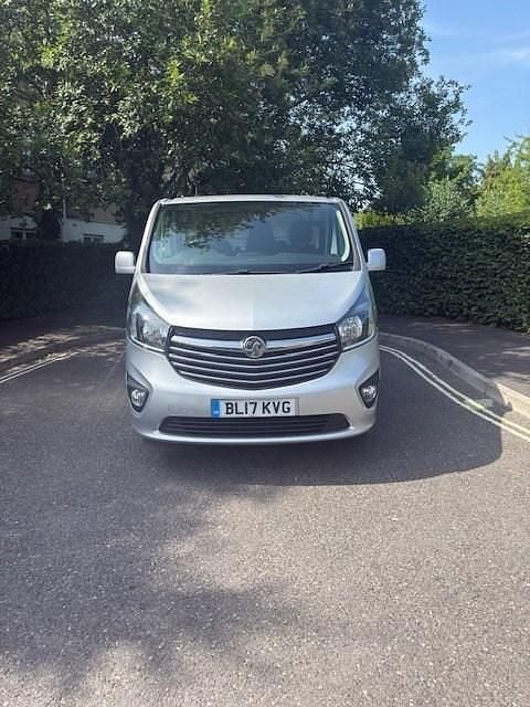 Silver Used 2017 Vauxhall Vivaro Sportive MPV | £6,995 (Super price) - Image 1/4