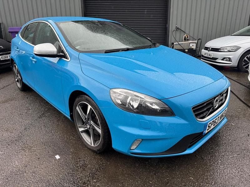Used Volvo V40 R-Design 115 HP (84 kW) 2013 Blue Hatchback