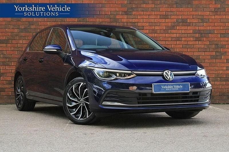 Blue Used 2023 VW Golf VIII Style Hatchback | £18,489 (Good price) - Image 1/1