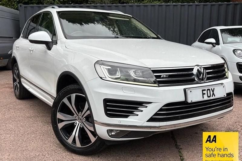 White Used 2016 VW Touareg R-line SUV | £13,685 (Super price) - Image 1/1