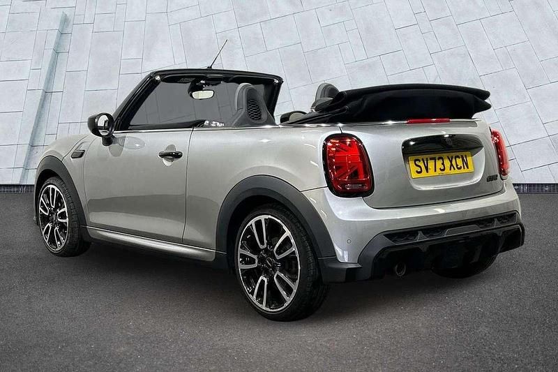 Used Mini Cooper Cabriolet Comfort 134 HP (98 kW) 2023 Silver Cabriolet