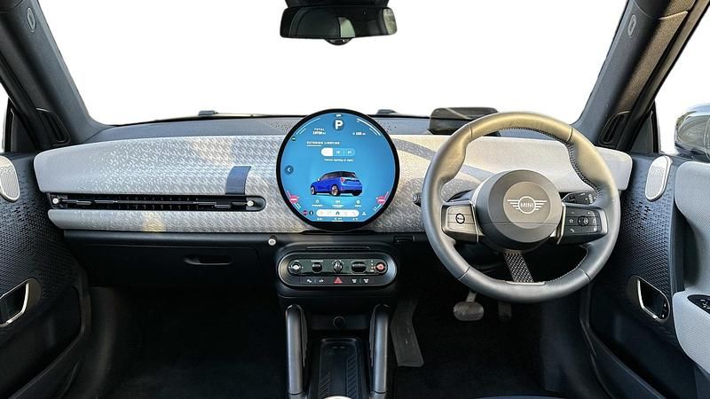 Usado Mini Cooper SE Hatch 158 kW (215 CV) 2024 Azul Utilitario