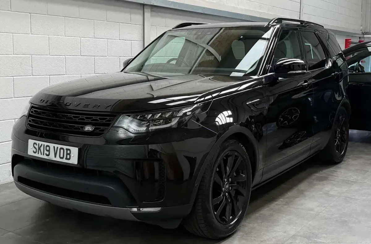 Used Land Rover Discovery HSE 2019 Black SUV