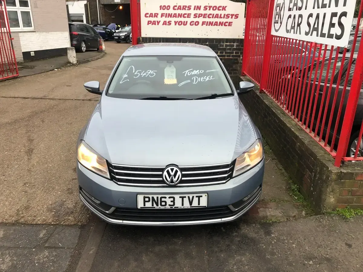 Used VW Passat Sport 140 HP (102 kW) 2013 Grey Sedan
