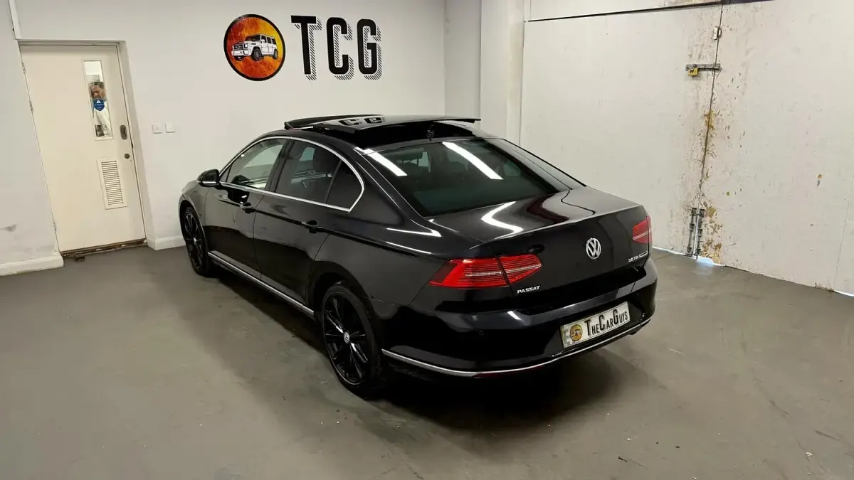 Used VW Passat GT 150 HP (110 kW) 2017 Black Sedan