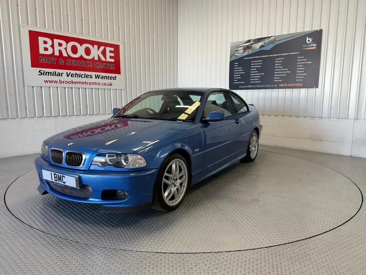 Used BMW 330 Shadowline 227 HP (166 kW) 2003 Blue Coupe