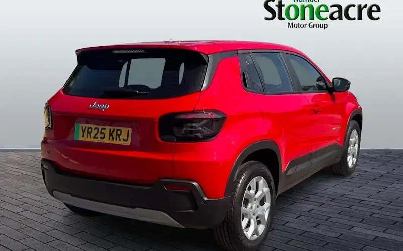 Used Jeep Avenger Altitude 114 kW (156 HP) 2024 Red SUV