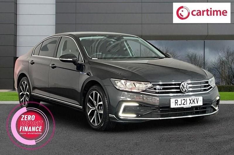 Grey Used 2021 VW Passat GTE Sedan | £14,500 (Good price) - Image 1/4