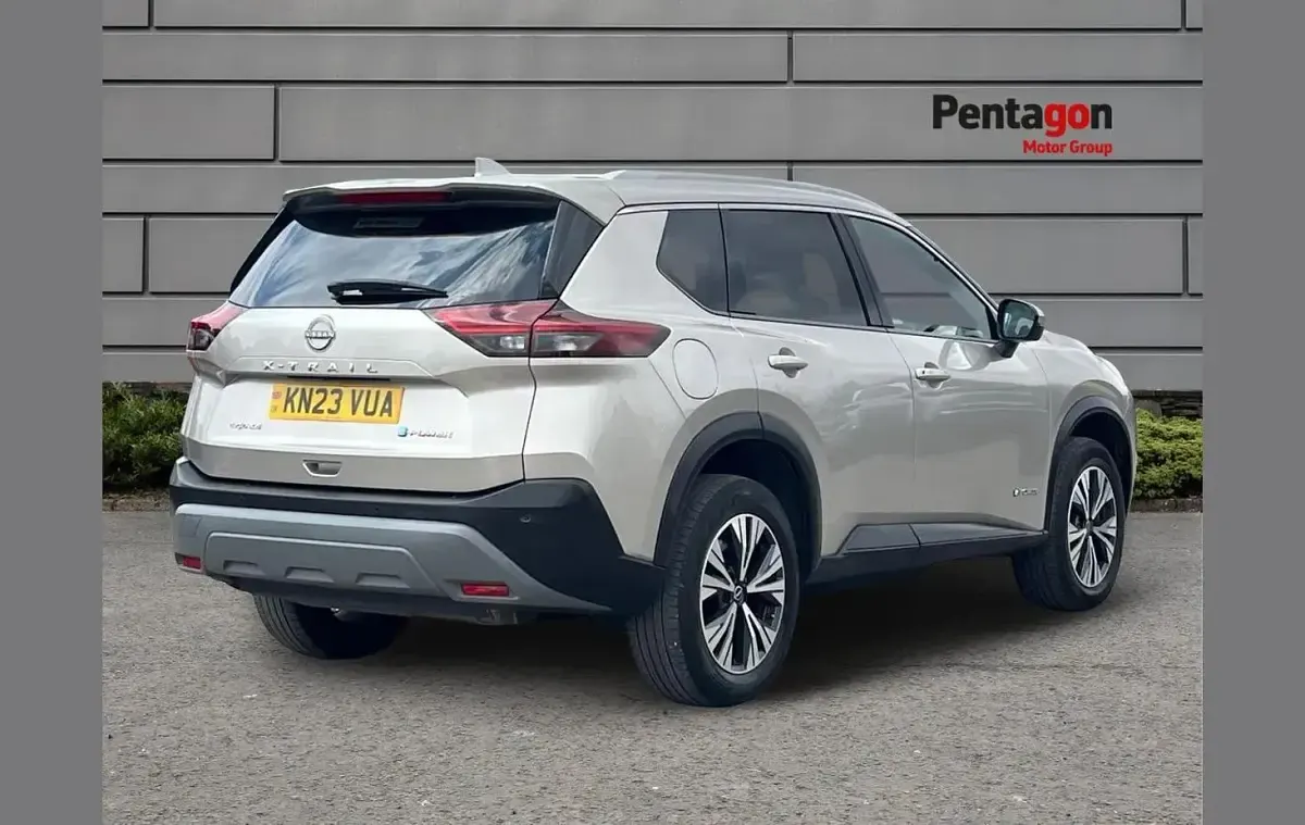 Used Nissan X-Trail N-Connecta 204 HP (150 kW) 2023 Silver SUV