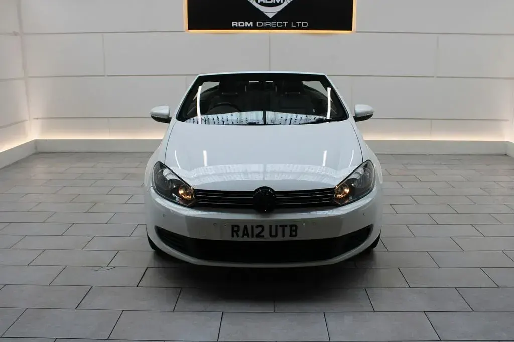 Used VW Golf Cabriolet SE 140 HP (102 kW) 2012 White Cabriolet
