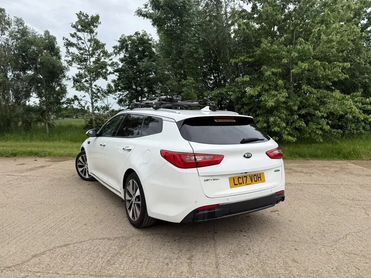 Used Kia Optima 141 HP (103 kW) 2017 White Estate