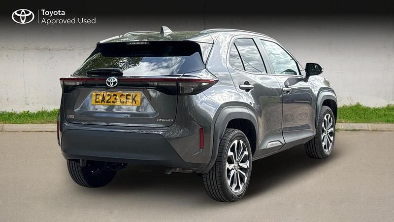 Used Toyota Yaris Hybrid Design 2023 Grey Hatchback