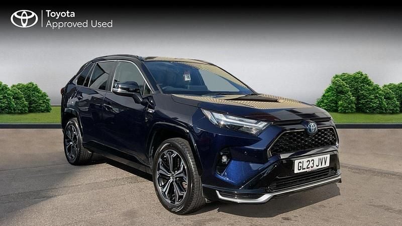 Blue/black Used 2023 Toyota RAV4 Hybrid SUV | £34,783 (Fair price) - Image 1/2