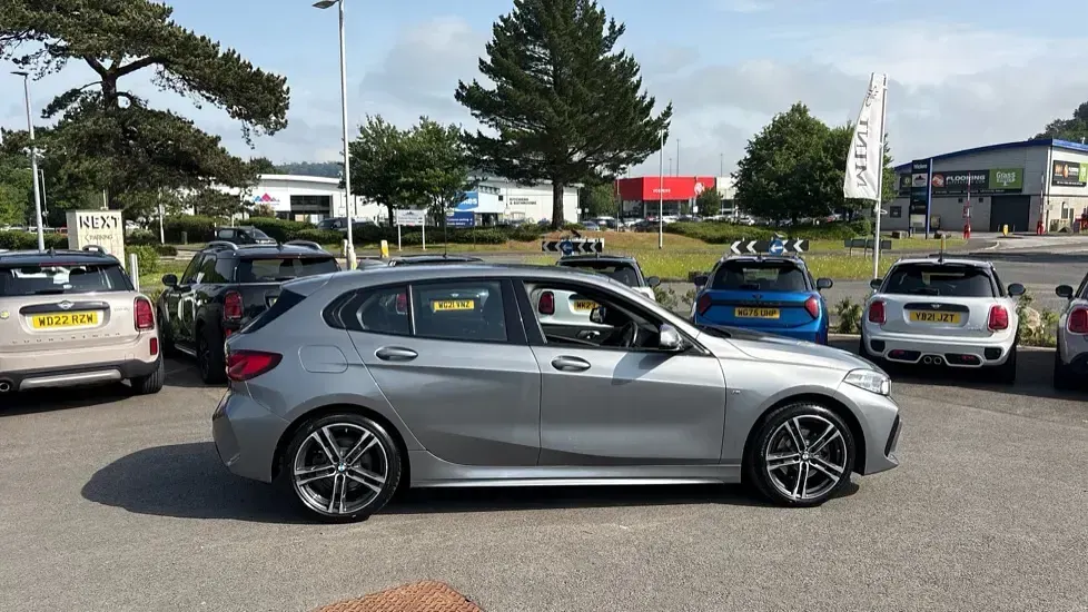 Used BMW 118 M Sport 134 HP (98 kW) 2022 Grey Hatchback