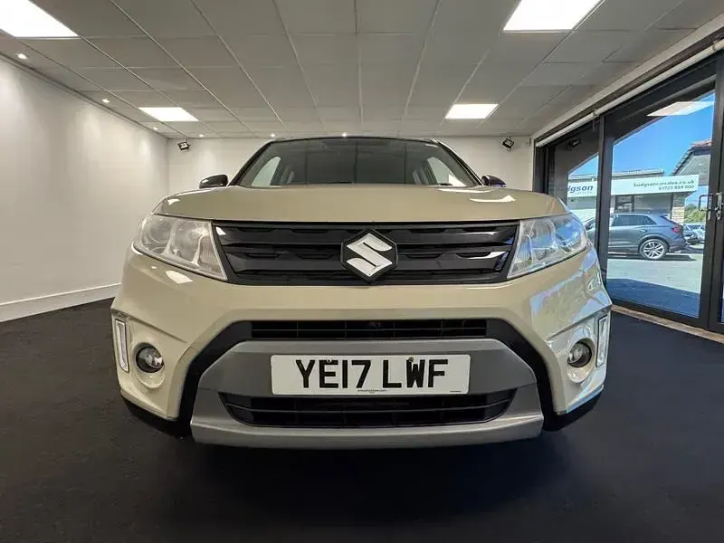 Käytetty Suzuki Vitara SZ-T 120 HP (88 kW) 2017 Peessi Katumaasturi