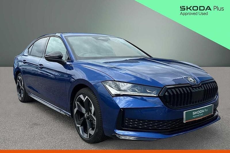 Used Skoda Superb SportLine 150 HP (110 kW) 2025 Cobalt blue metallic  Hatchback