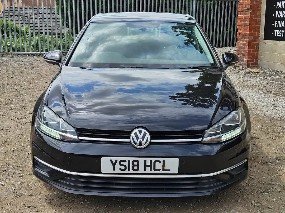 Used VW Golf VII SE 150 HP (110 kW) 2018 Black Hatchback