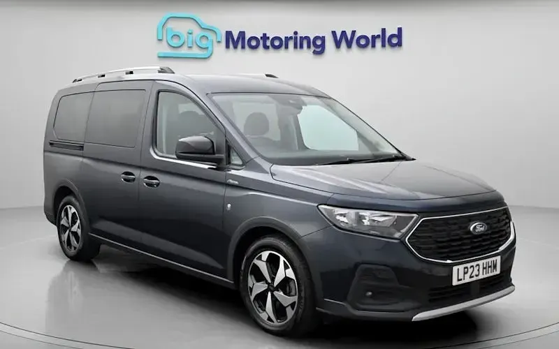 Used Ford Tourneo Connect Active 122 HP (89 kW) 2023 MPV