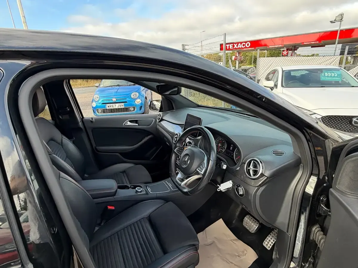 Used Mercedes B180 AMG Line Premium 2017 Black Hatchback
