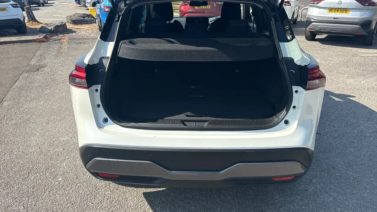Used Nissan Qashqai 190 HP (139 kW) 2023 White SUV