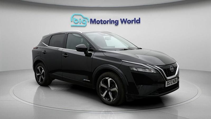 Used Nissan Qashqai N-Connecta 190 HP (139 kW) 2022 Black SUV