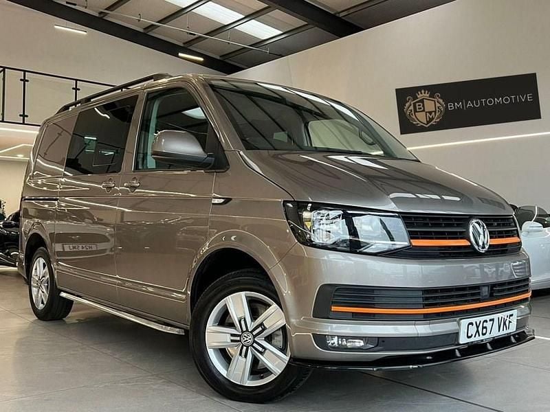 Used VW Transporter Highline 150 HP (110 kW) 2017 Beige Van