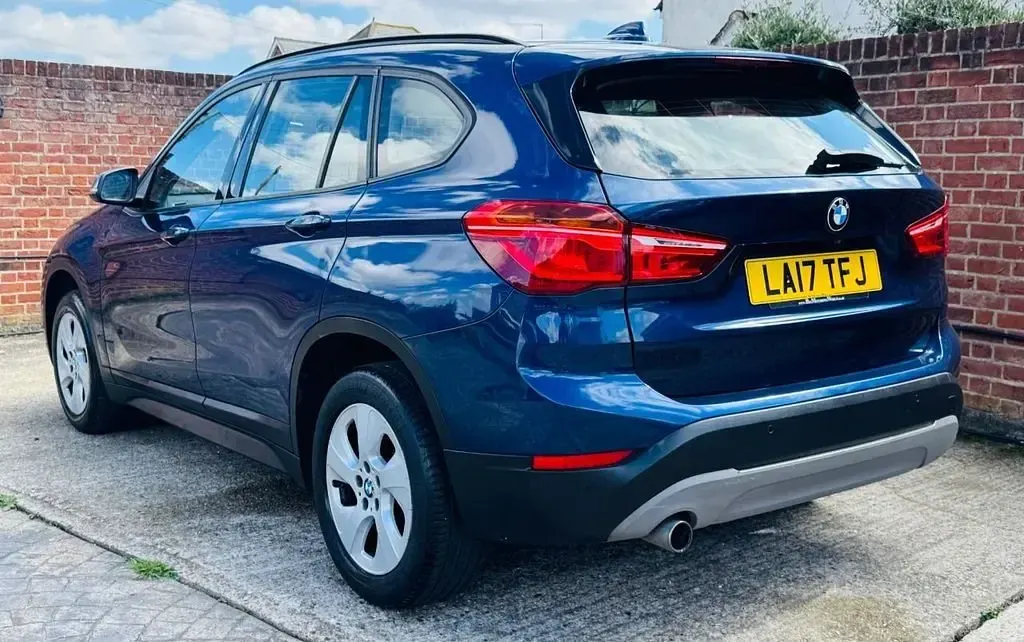 Begagnad BMW X1 Performance 150 HK (110 kW) 2017 Blå SUV