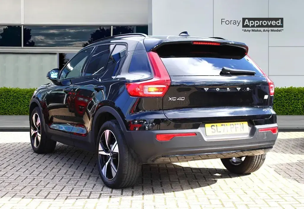 Used Volvo XC40 R-Design 2021 Black SUV