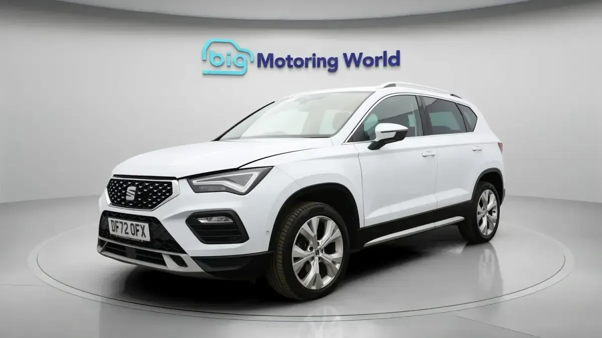 Begagnad Seat Ateca Xperience 148 HK (108 kW) 2023 Vit SUV