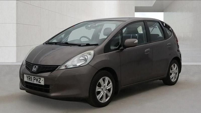 Used Honda Jazz ES 2011 Silver Hatchback