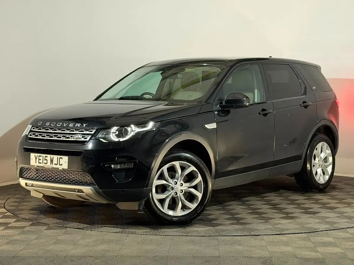 Used Land Rover Discovery Sport HSE 190 HP (139 kW) 2015 Black SUV