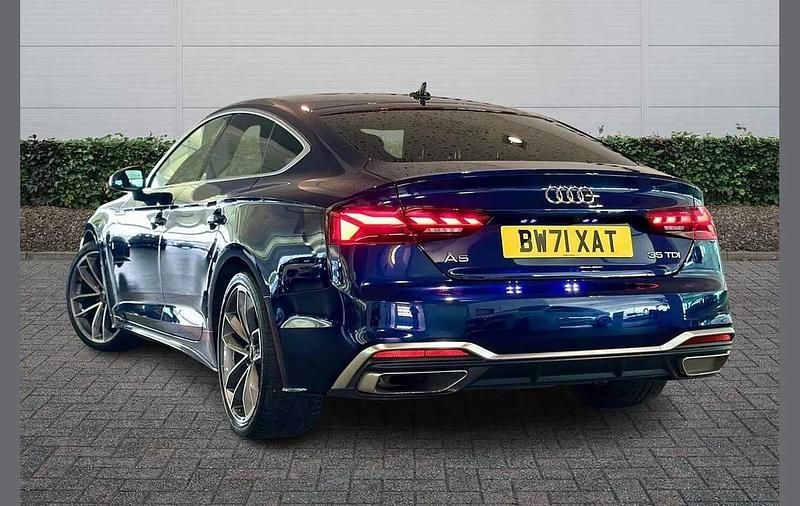 Used Audi A5 Sportback S-Line 161 HP (118 kW) 2022 Blue Hatchback
