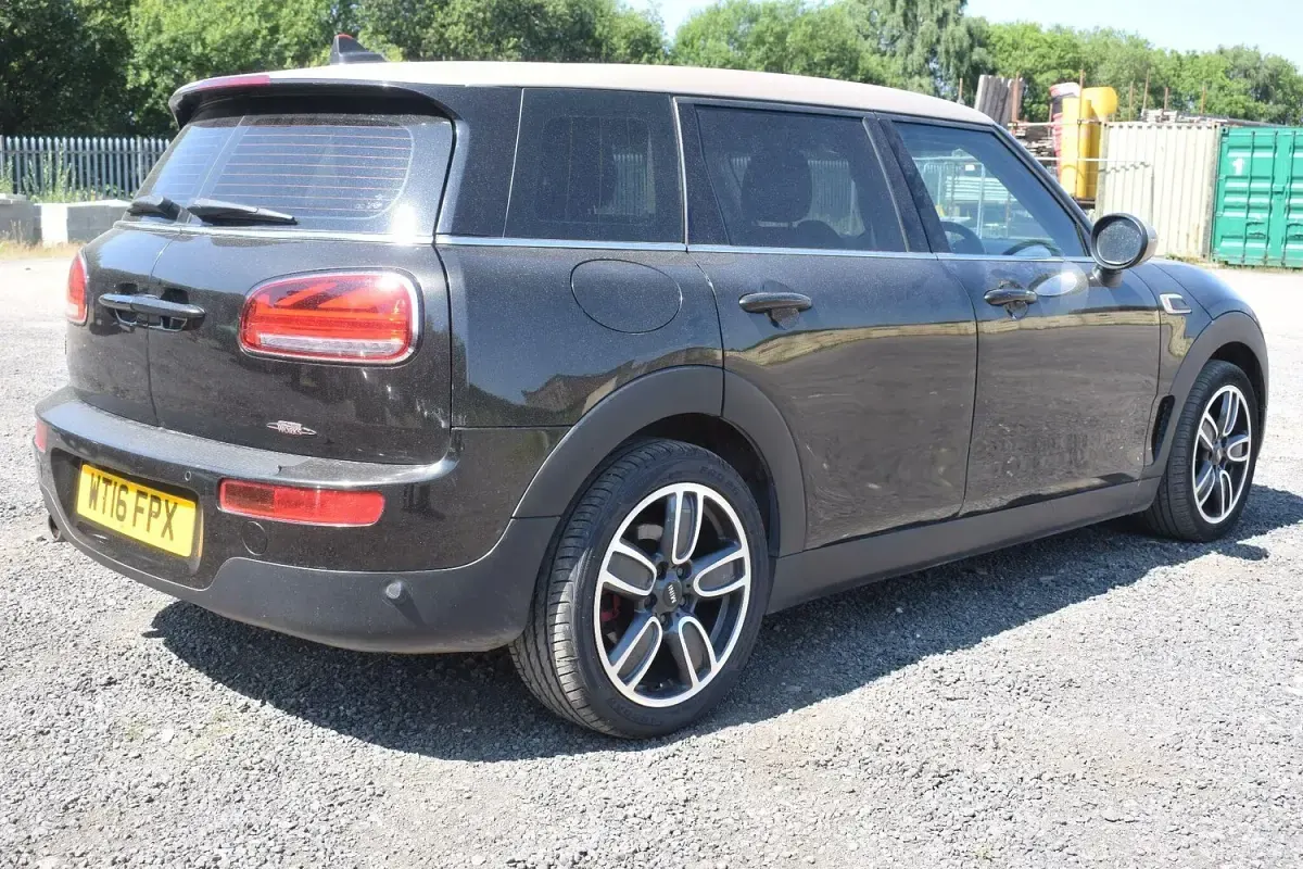 Used Mini Cooper Clubman 2016 Black Estate