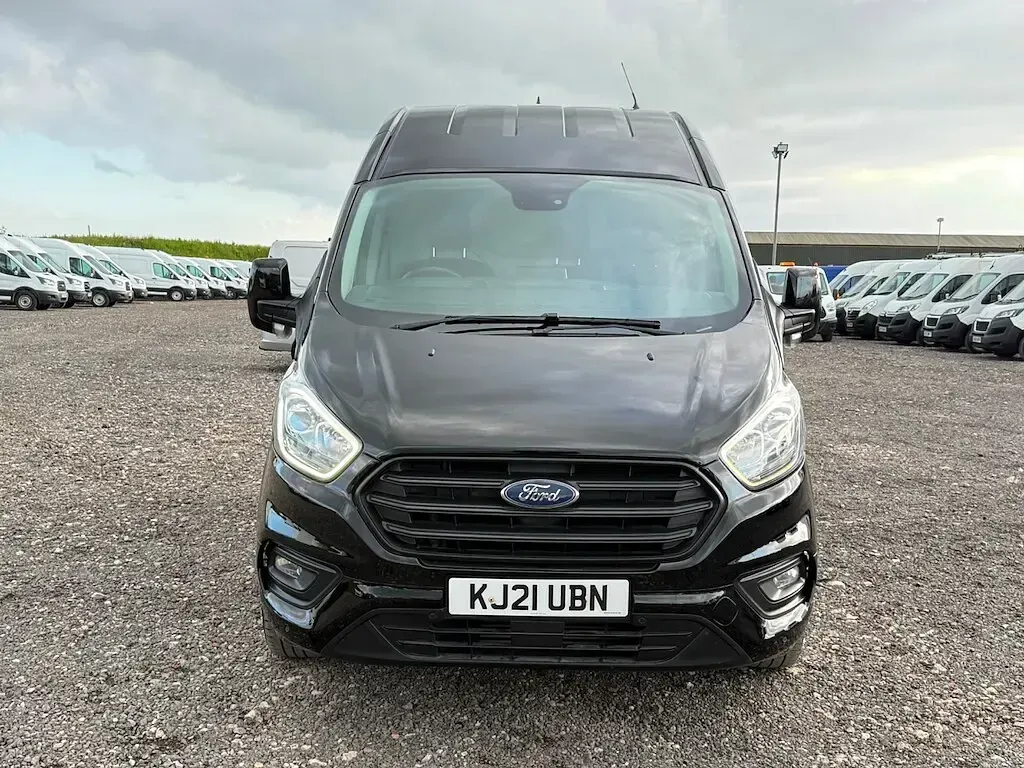 Used Ford Transit Custom Trend 105 HP (77 kW) 2021 Black Van