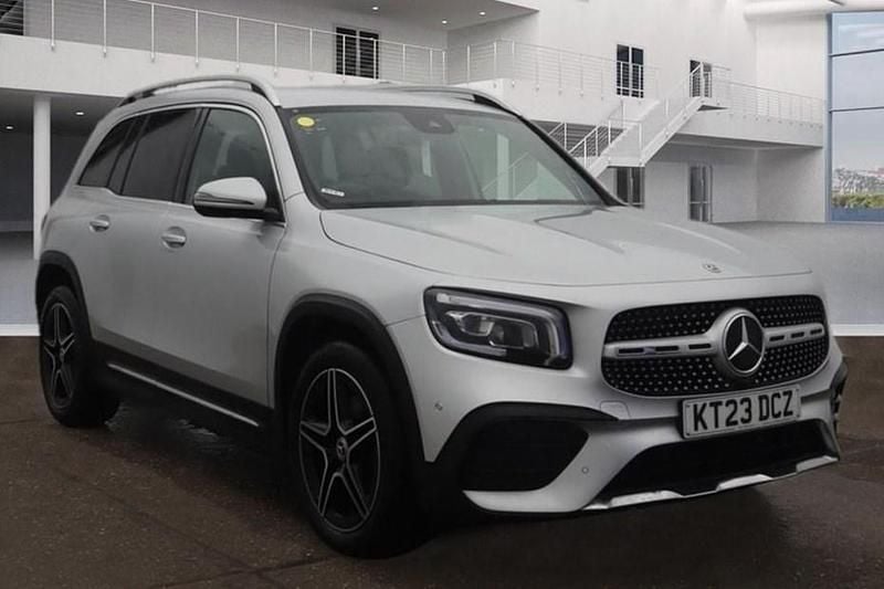 Used Mercedes GLB200 Executive 163 HP (119 kW) 2023 Silver SUV
