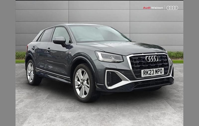 Used Audi Q2 S-Line 147 HP (108 kW) 2023 Grey SUV